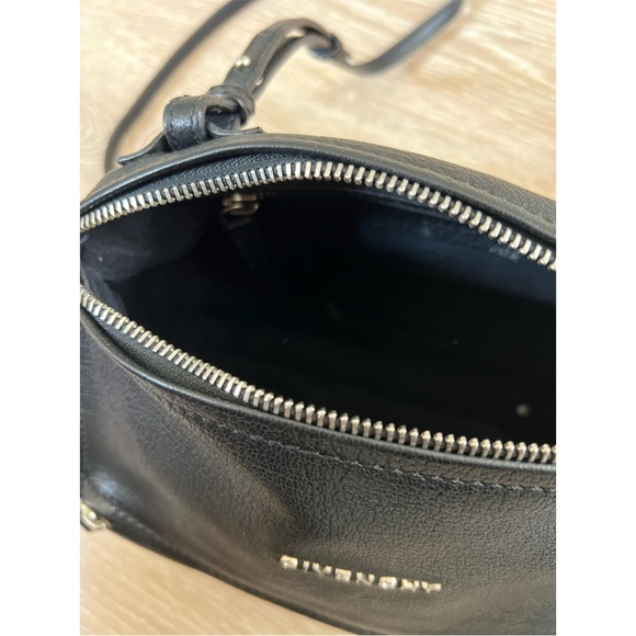 Givenchy Mini Pandora in Black Grained Leather - Picture 6 of 8